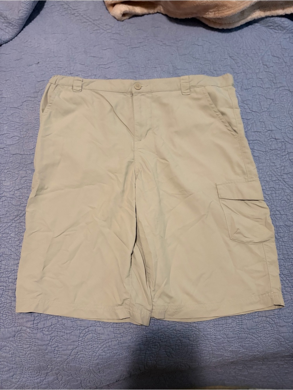 Columbia Men's Tan Cargo Shorts - Lightweight Utility